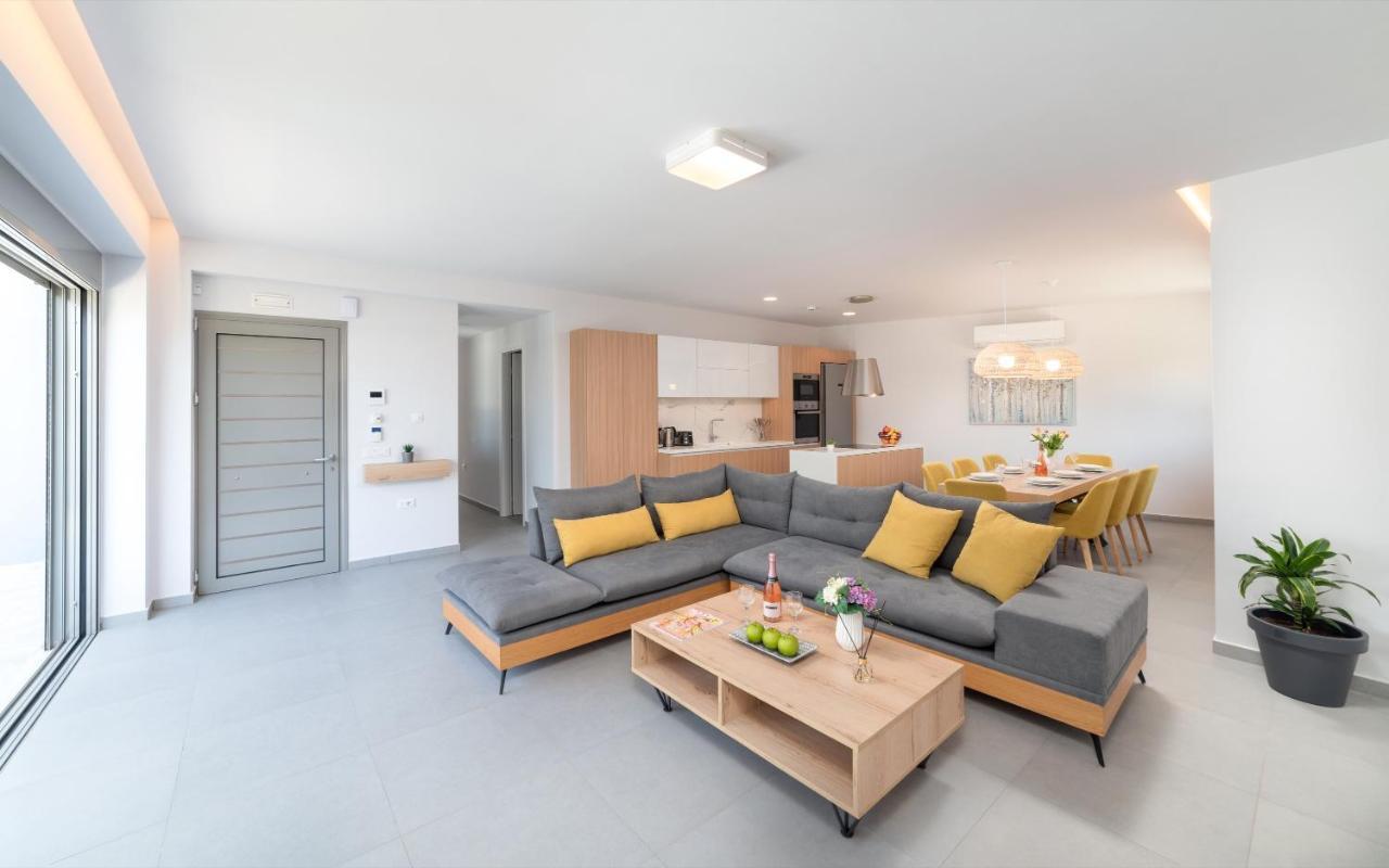 Villa Ampela By Posarellivillas Agia Marina  Luaran gambar